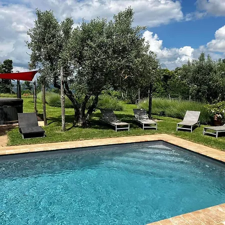 Dimora Di Campagna La Cervaiola 3*