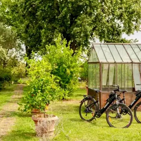 Agriturismo La Cervaiola Piccola Dimora Di Campagna *