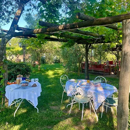 La Cervaiola Piccola Dimora Di Campagna Bed & Breakfast 3*