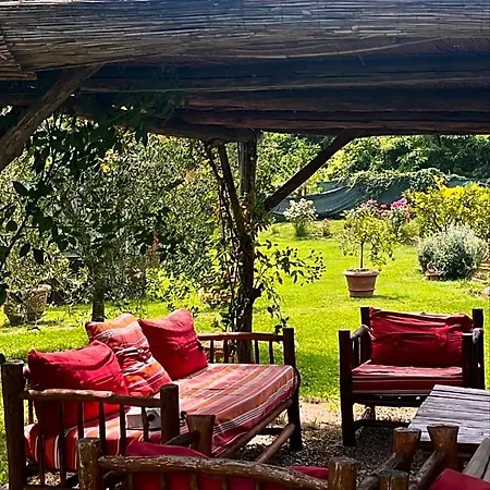 Bed and Breakfast Dimora Di Campagna La Cervaiola