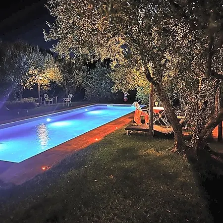 Bed and Breakfast Dimora Di Campagna La Cervaiola
