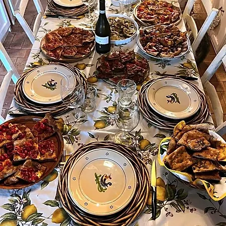 Bed and Breakfast Dimora Di Campagna La Cervaiola
