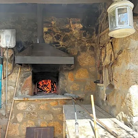 Bed and Breakfast Dimora Di Campagna La Cervaiola 3*