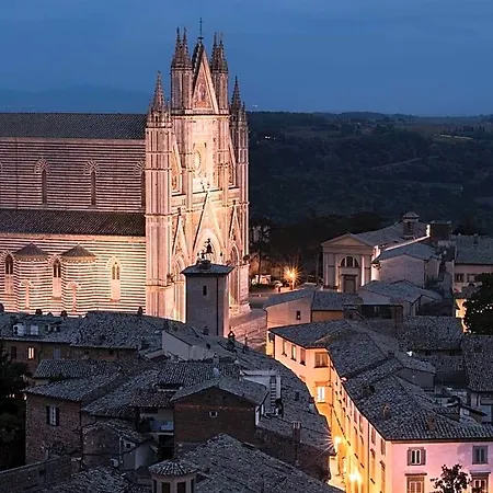 Dimora Di Campagna La Cervaiola Bed and Breakfast Porano