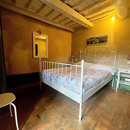 Dimora Di Campagna La Cervaiola 3*